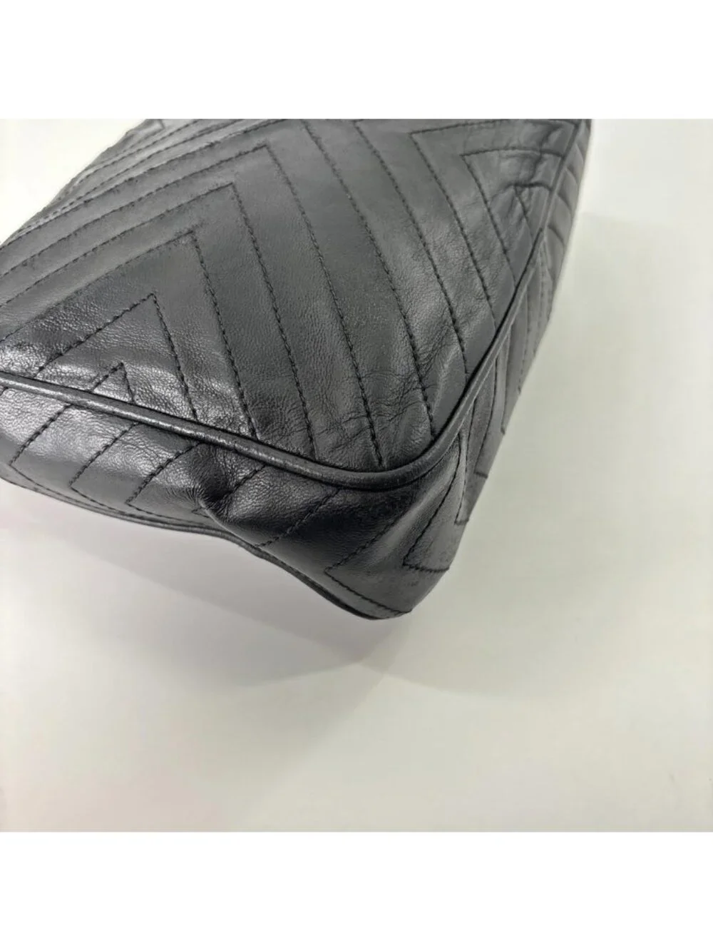 Chanel Stitch Lambskin Shoulder Bag Black
